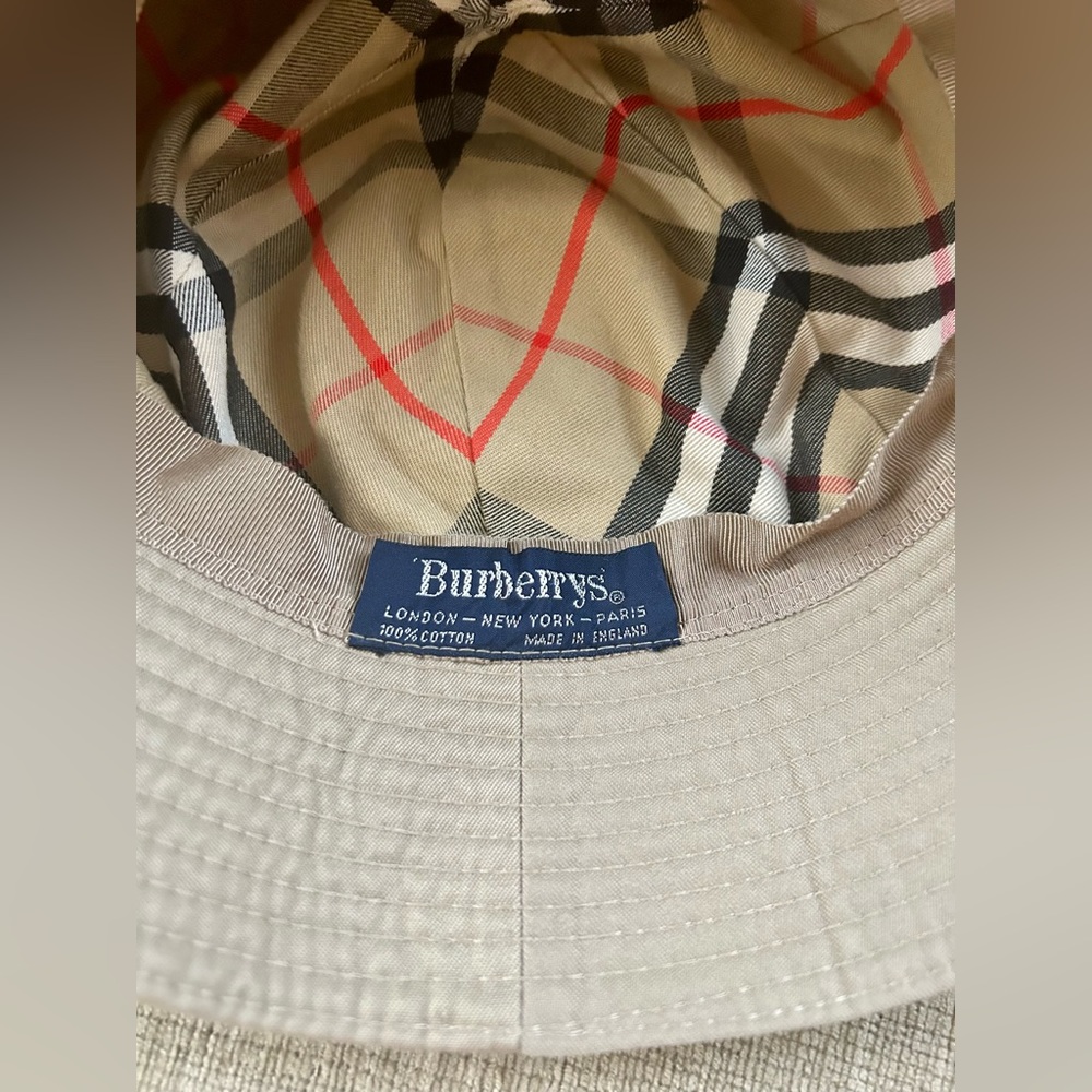 Vintage Burberry Reversible Round Bucket Hat - Picture 8 of 9